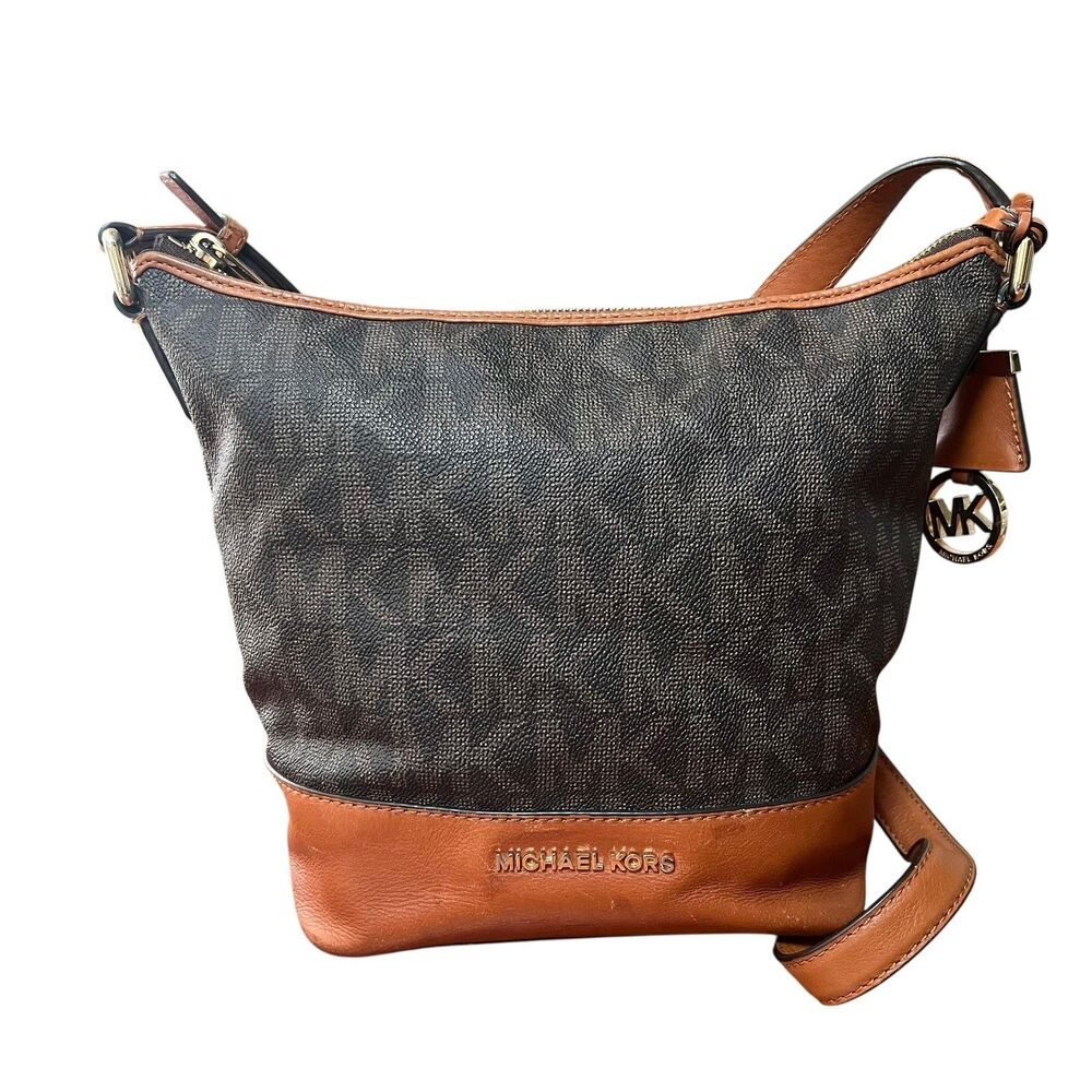 Michael Kors Crossbody Bag Womens Large Brown Monogram Junie Leather MK Charm'
